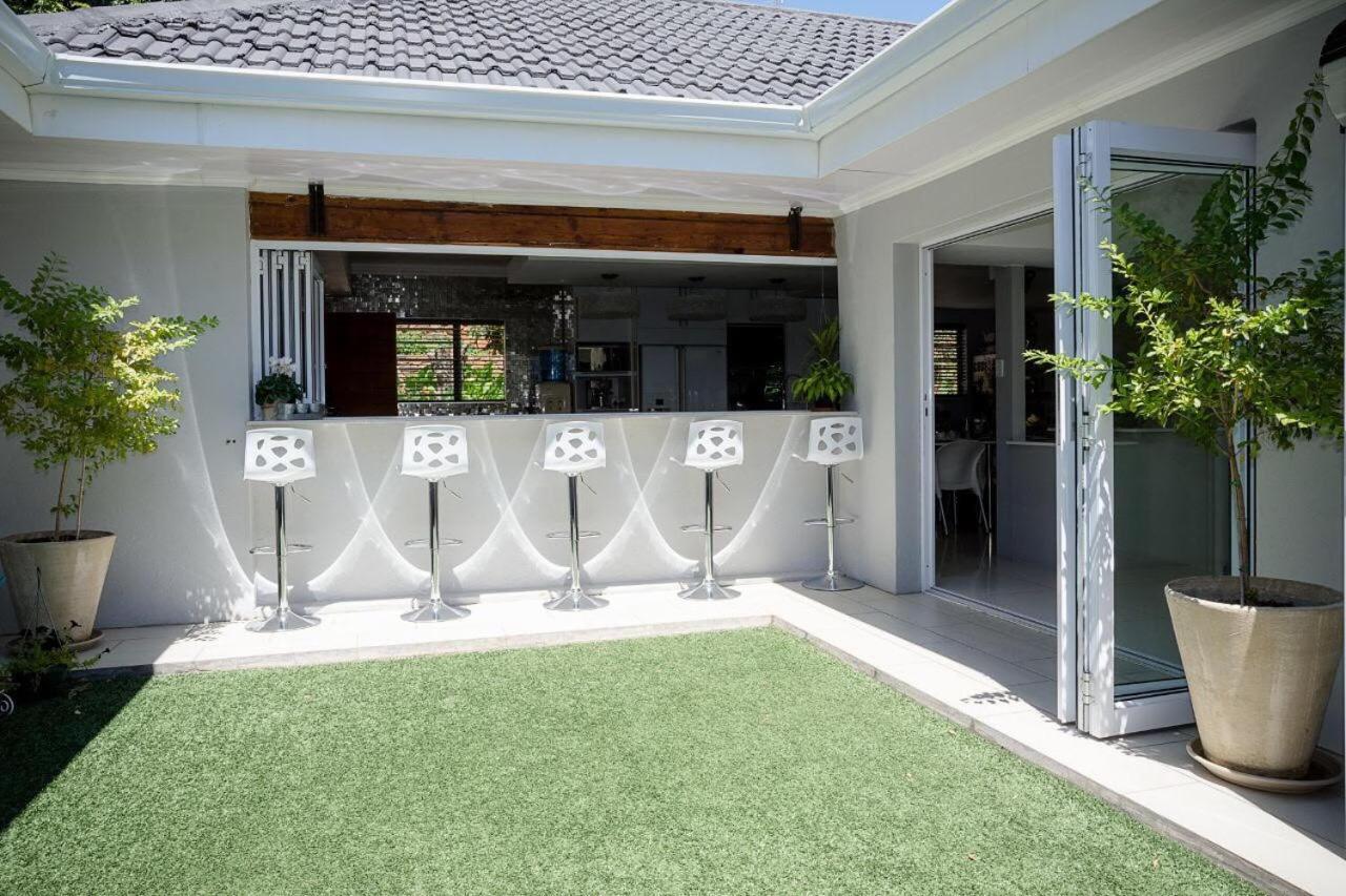 Luxury Upmarket Guesthouse 20 On 4Th Ράστενμπεργκ Εξωτερικό φωτογραφία