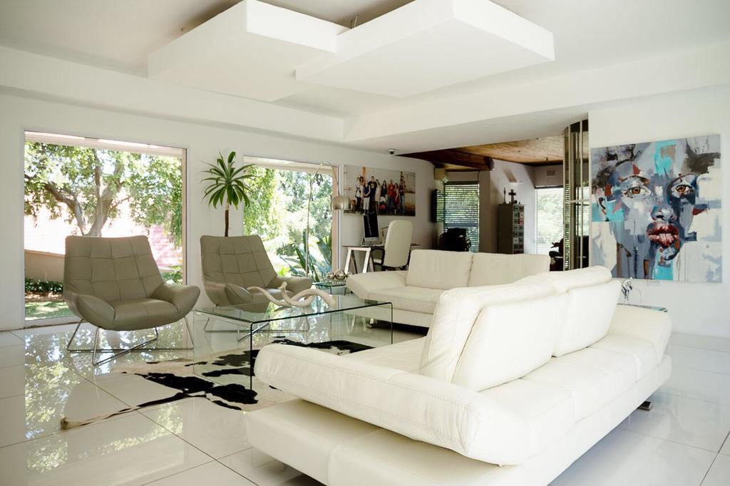 Luxury Upmarket Guesthouse 20 On 4Th Ράστενμπεργκ Εξωτερικό φωτογραφία